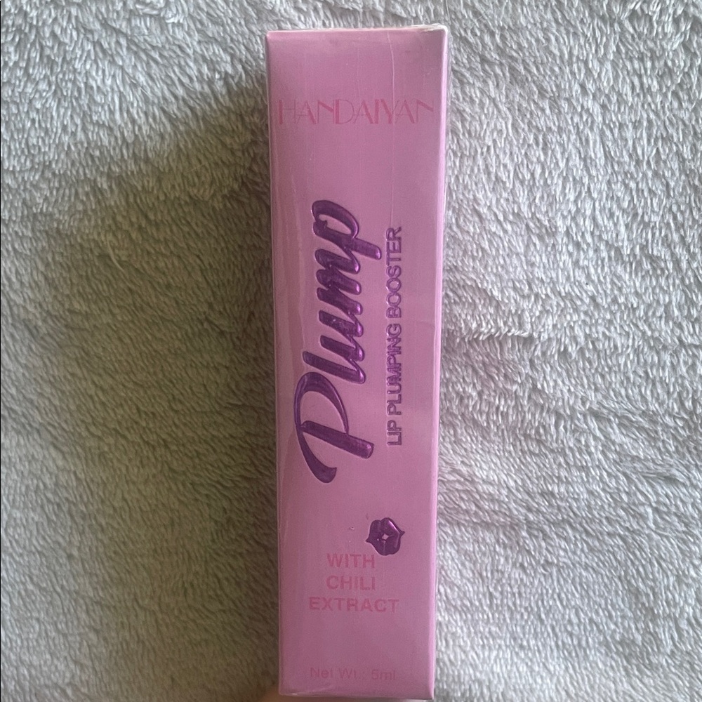Handaiyan Lip Plumping Booster Wuth Chili Extract